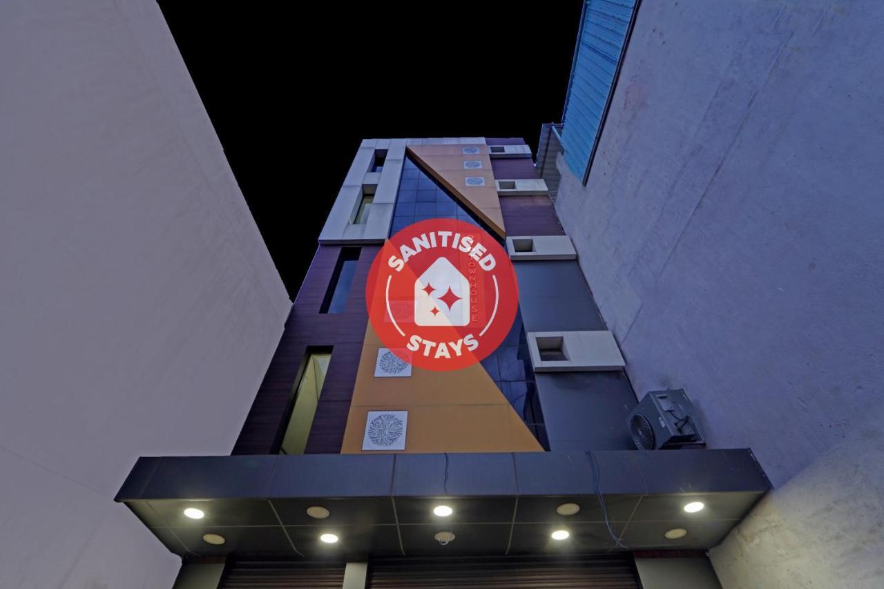 Super Townhouse 1096 Hotel Redfox Nungambakkam Near Apollo & Shankar Nethralaya Hospital Τσενάι Εξωτερικό φωτογραφία