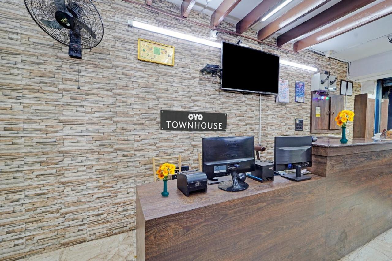 Super Townhouse 1096 Hotel Redfox Nungambakkam Near Apollo & Shankar Nethralaya Hospital Τσενάι Εξωτερικό φωτογραφία