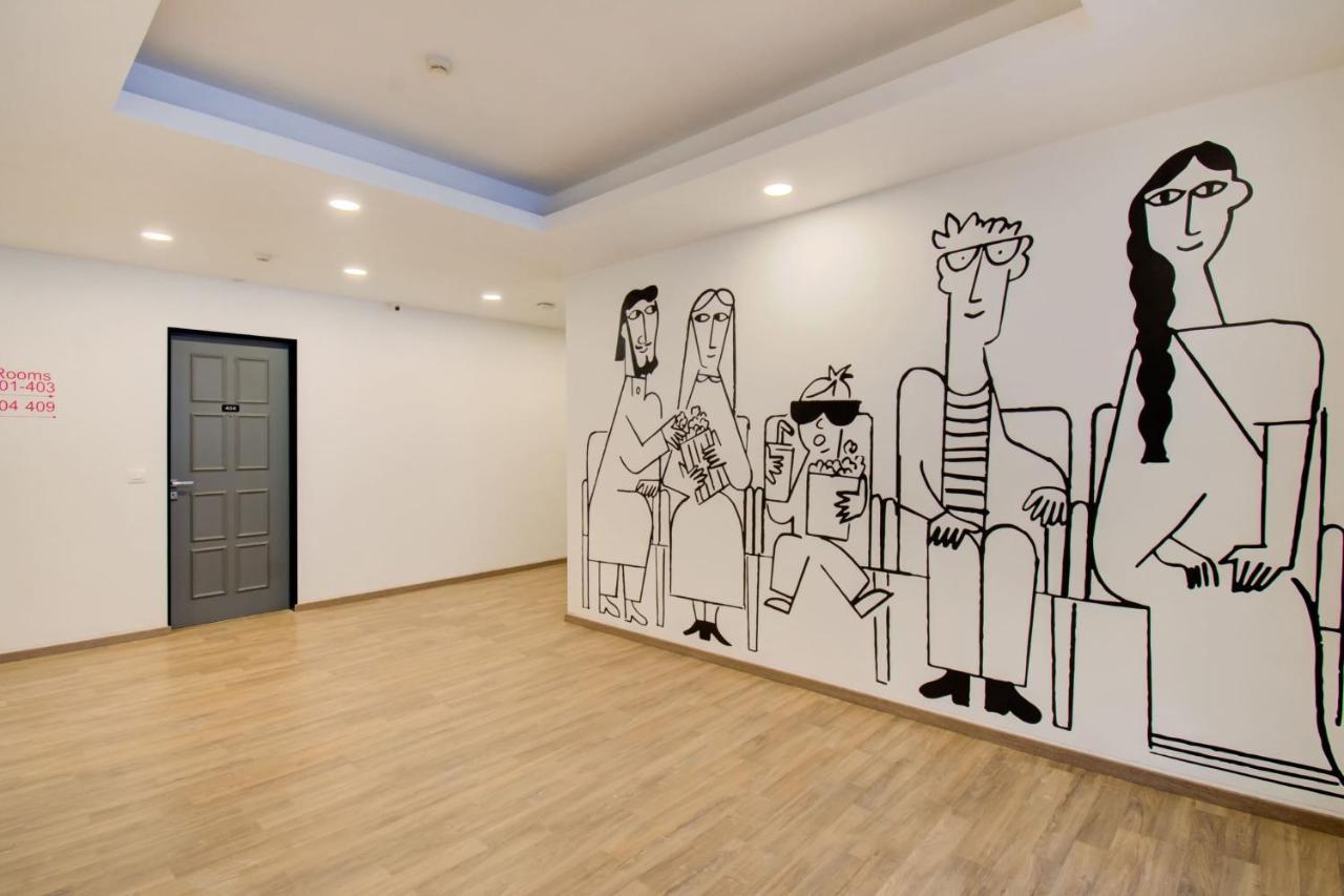 Super Townhouse 1096 Hotel Redfox Nungambakkam Near Apollo & Shankar Nethralaya Hospital Τσενάι Εξωτερικό φωτογραφία