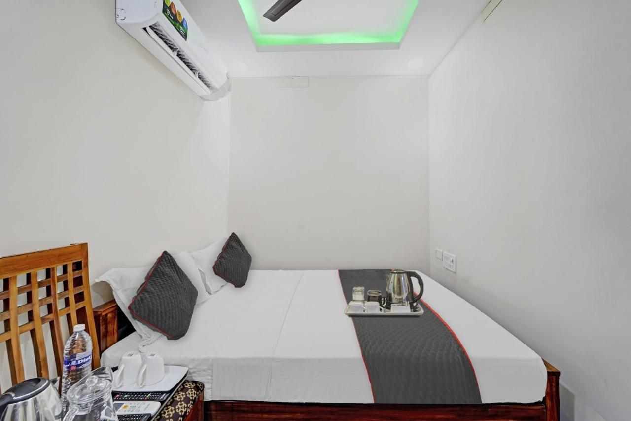 Super Townhouse 1096 Hotel Redfox Nungambakkam Near Apollo & Shankar Nethralaya Hospital Τσενάι Εξωτερικό φωτογραφία