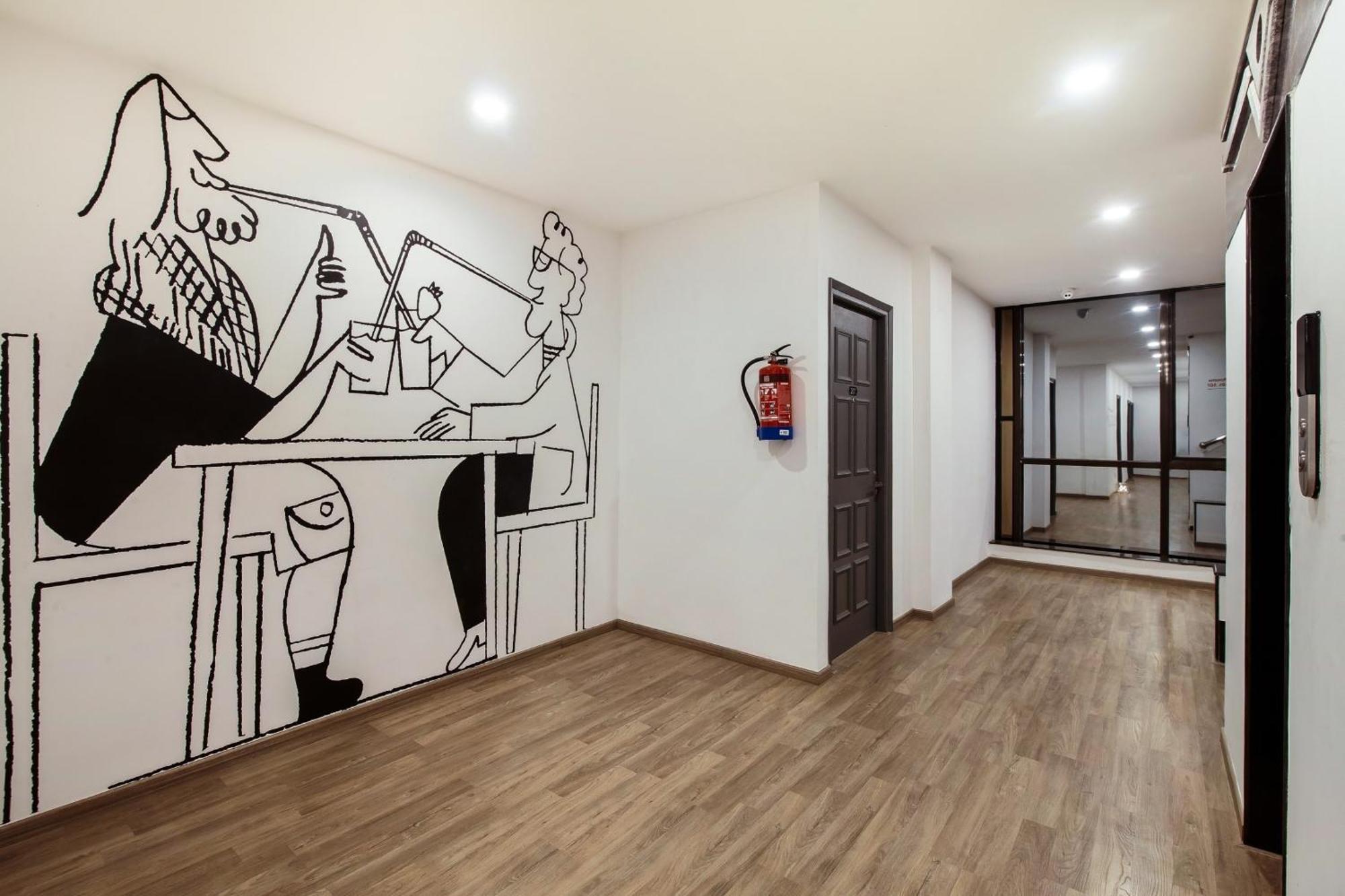 Super Townhouse 1096 Hotel Redfox Nungambakkam Near Apollo & Shankar Nethralaya Hospital Τσενάι Εξωτερικό φωτογραφία