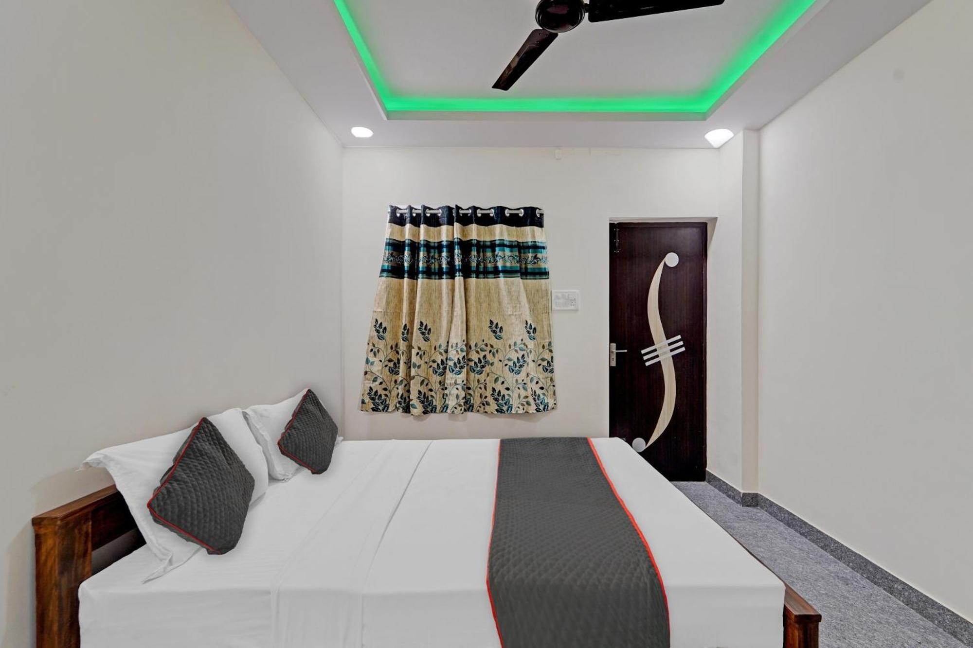 Super Townhouse 1096 Hotel Redfox Nungambakkam Near Apollo & Shankar Nethralaya Hospital Τσενάι Εξωτερικό φωτογραφία